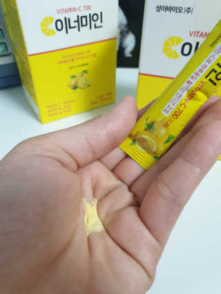 이너미인 VITAMIN-C 700 — 5점을 준 리뷰어가 2020년 10월 올린 사용 사진