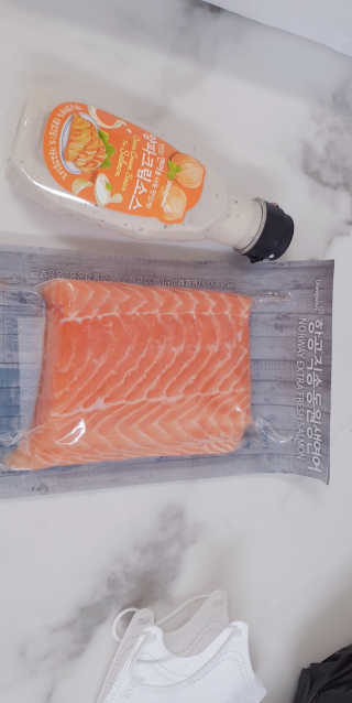 동원산업 항공직송 동원생연어_400g — 5점을 준 리뷰어가 2020년 5월 올린 사용 사진