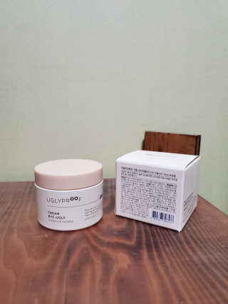 어글리프루프 크림 바이어글리 하이드레이션 샤워 50ml — 5점을 준 리뷰어가 2020년 12월 올린 사용 사진