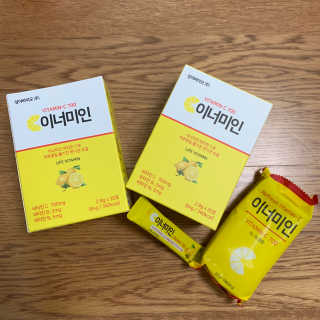 이너미인 VITAMIN-C 700 — 5점을 준 리뷰어가 2020년 8월 올린 사용 사진