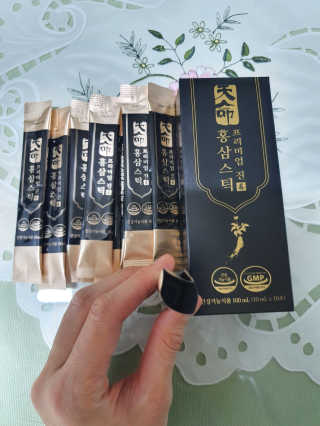 헬스업_천명진프리미엄홍삼스틱_10ml x 30포 — 4.5점을 준 리뷰어가 2020년 10월 올린 사용 사진