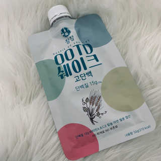 [꾸콤] 참참 OOTD쉐이크 고단백 일주일세트 50g x 5 — 4점을 준 리뷰어가 2020년 11월 올린 사용 사진