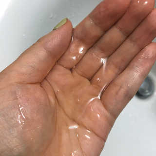멈칫 향기좋은 약산성 샴푸, 단백질 퀵트리트먼트 택1 — 4점을 준 리뷰어가 2020년 6월 올린 사용 사진