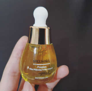 미구하라 프리미엄 울트라 화이트닝 퍼펙트 앰플 오리진  20ml — 5점을 준 리뷰어가 2020년 4월 올린 사용 사진
