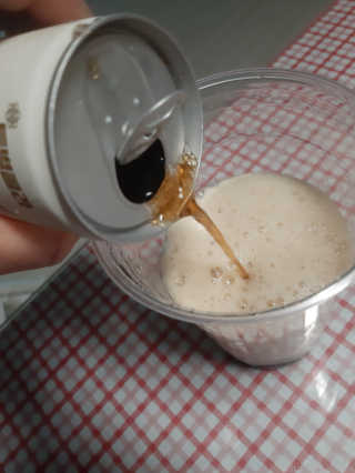 일화 No 슈가0Kcal 스테비아 톡별콜라 콤보팩 250mlX30 캔 — 4.5점을 준 리뷰어가 2020년 7월 올린 사용 사진