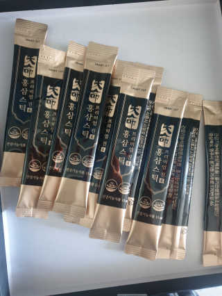 헬스업_천명진프리미엄홍삼스틱_10ml x 30포 — 4점을 준 리뷰어가 2020년 11월 올린 사용 사진