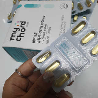 JW중외제약 마이코드 알티지 오메가3 1000 mg — 5점을 준 리뷰어가 2020년 8월 올린 사용 사진