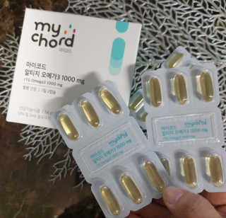 JW중외제약 마이코드 알티지 오메가3 1000 mg — 5점을 준 리뷰어가 2020년 7월 올린 사용 사진