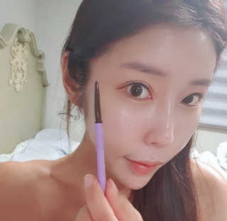 [블랙루즈] 하프하드 드로잉 마스터 아이브로우 3종 — 5점을 준 리뷰어가 2020년 9월 올린 사용 사진