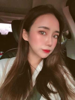 [블랙루즈] 크리스탈 하트 락 섀도우 4종 중 택1 — 5점을 준 리뷰어가 2020년 9월 올린 사용 사진