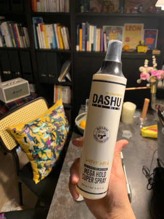 다슈코리아 다슈 포 맨 프리미엄 메가 홀드 슈퍼 스프레이 250ml — 5점을 준 리뷰어가 2020년 10월 올린 사용 사진