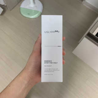 어글리프루프 에센스 스탑디어글리 레드모먼트 에센스 120ml — 5점을 준 리뷰어가 2020년 8월 올린 사용 사진