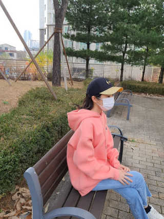 브랜디드라이프스타일코리아 행텐 헤리티지 후드 티셔츠 — 5점을 준 리뷰어가 2020년 11월 올린 사용 사진