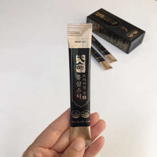 헬스업_천명진프리미엄홍삼스틱_10ml x 30포 — 5점을 준 리뷰어가 2020년 7월 올린 사용 사진