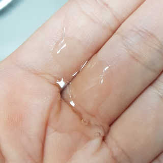 모제림닥터 펩타이드 실키 볼륨 샴푸 — 3.5점을 준 리뷰어가 2020년 10월 올린 사용 사진