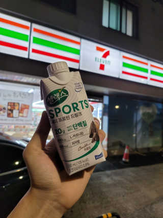 셀렉스스포츠 셀렉스 스포츠 드링크 초콜릿 _ 330ml x 12팩 — 5점을 준 리뷰어가 2020년 11월 올린 사용 사진