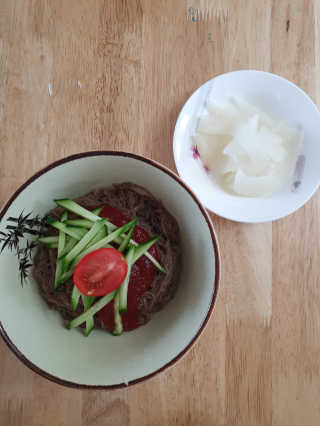 [해주냉면] 신천맛집 매운 비빔냉면 2인분 + 무절임 — 3점을 준 리뷰어가 2020년 5월 올린 사용 사진