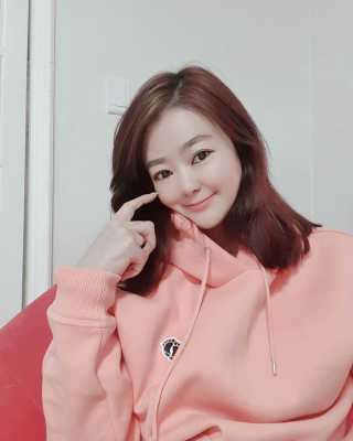 브랜디드라이프스타일코리아 행텐 헤리티지 후드 티셔츠 — 5점을 준 리뷰어가 2020년 11월 올린 사용 사진
