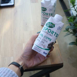 셀렉스스포츠 셀렉스 스포츠 드링크 초콜릿 _ 330ml x 12팩 — 5점을 준 리뷰어가 2020년 11월 올린 사용 사진