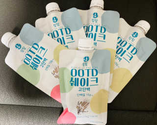 [꾸콤] 참참 OOTD쉐이크 고단백 일주일세트 50g x 5 — 4점을 준 리뷰어가 2020년 11월 올린 사용 사진