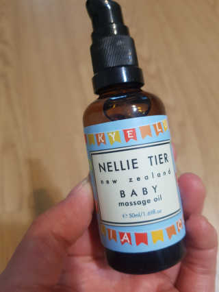 넬리티어 뉴질랜드 아기 마사지오일 50ml — 5점을 준 리뷰어가 2020년 4월 올린 사용 사진
