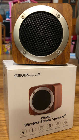 SEVIZ MINI10W 레트로 블루투스 스피커 — 4점을 준 리뷰어가 2020년 10월 올린 사용 사진
