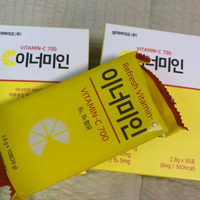 이너미인 VITAMIN-C 700 리뷰 사진