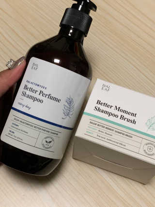 달리프 베러 퍼퓸 샴푸 1000ml 레이니데이 or 일랑로즈 — 5점을 준 리뷰어가 2020년 4월 올린 사용 사진