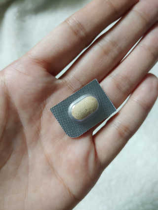 조은약초 보스웰리아 캡슐 큐어 보스웰릭산 30정 — 4점을 준 리뷰어가 2020년 6월 올린 사용 사진