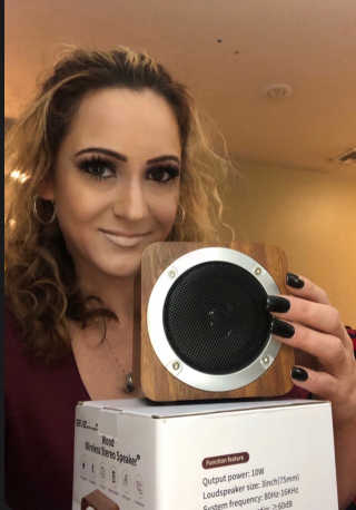 SEVIZ MINI10W 레트로 블루투스 스피커 — 4점을 준 리뷰어가 2020년 10월 올린 사용 사진
