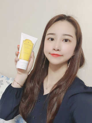 아르투아 ARTOIS 꽃밭에 누운듯 은은한 꽃향기, 아르투아 자르 바디로션 — 5점을 준 리뷰어가 2020년 7월 올린 사용 사진