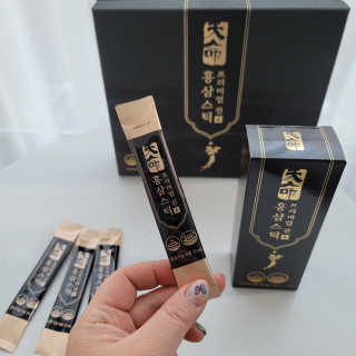 헬스업_천명진프리미엄홍삼스틱_10ml x 30포 — 5점을 준 리뷰어가 2020년 12월 올린 사용 사진