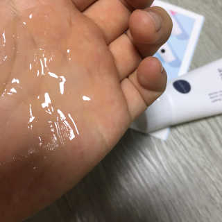 냉장고에 넣어요, 붉은 트러블 피부 다음날 진정되요 [버진팜스 푸딩수딩아토] — 5점을 준 리뷰어가 2020년 8월 올린 사용 사진