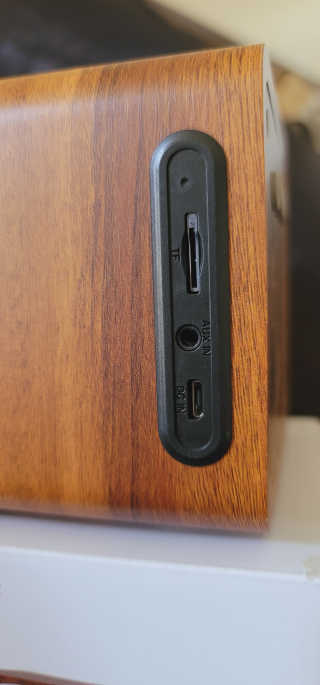 SEVIZ MINI10W 레트로 블루투스 스피커 — 5점을 준 리뷰어가 2020년 9월 올린 사용 사진