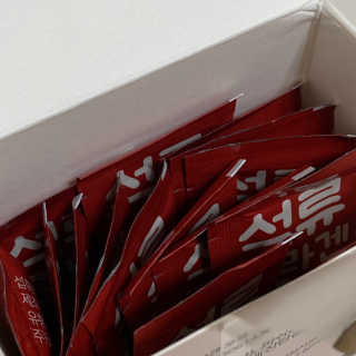 조은약초 석류콜라겐 석류즙 석류쪼옥 젤리 스틱 15포 x 20g — 5점을 준 리뷰어가 2020년 8월 올린 사용 사진