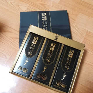 헬스업_천명진프리미엄홍삼스틱_10ml x 30포 — 5점을 준 리뷰어가 2020년 10월 올린 사용 사진