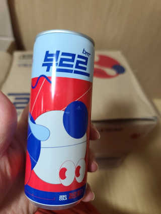 [칼로리 걱정 NO 제로칼로리 탄산음료]  부담없이 즐기는 부르르Brrr~~ 제로 콜라 — 4점을 준 리뷰어가 2020년 12월 올린 사용 사진