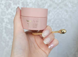 Tween.Ty Skin 트웬티스킨 리페어 아이크림 프리미엄 라인 — 5점을 준 리뷰어가 2020년 10월 올린 사용 사진