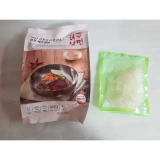 [해주냉면] 신천맛집 매운 비빔냉면 2인분 + 무절임 — 1.5점을 준 리뷰어가 2020년 5월 올린 사용 사진