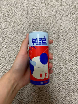 [칼로리 걱정 NO 제로칼로리 탄산음료]  부담없이 즐기는 부르르Brrr~~ 제로 콜라 — 5점을 준 리뷰어가 2020년 12월 올린 사용 사진