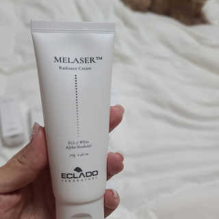 ECLADO 에끌라두 멜라이져 레디언스 크림 — 5점을 준 리뷰어가 2020년 10월 올린 사용 사진