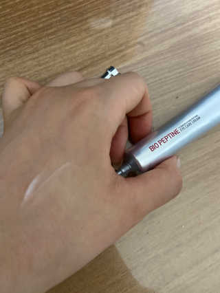 스와니코코 펩타이드 아이크림 튜브형 20ml — 4.5점을 준 리뷰어가 2020년 9월 올린 사용 사진