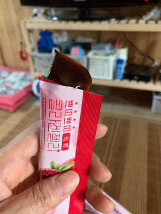 헬스업_쁘띠쁘띠석류콜라겐젤리_20g x 14포 — 5점을 준 리뷰어가 2020년 9월 올린 사용 사진