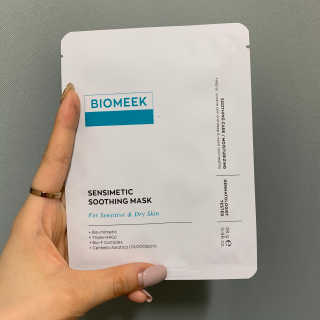 바이오믹 BIOMEEK SENSIMETIC SOOTHING MASK.S — 4점을 준 리뷰어가 2020년 6월 올린 사용 사진