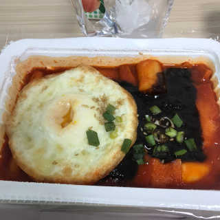 죠스떡볶이 [죠스푸드] 짜빠떡볶이+떡또그+범벅만두 신메뉴 3종 — 5점을 준 리뷰어가 2020년 4월 올린 사용 사진