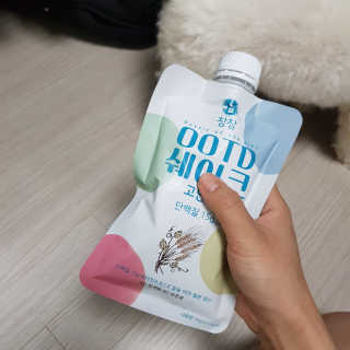 [꾸콤] 참참 OOTD쉐이크 고단백 일주일세트 50g x 5 — 4점을 준 리뷰어가 2020년 11월 올린 사용 사진