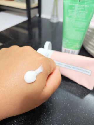 멈칫 딥모이스처 핸드크림, 세라마이드 바디크림 택1 — 5점을 준 리뷰어가 2020년 5월 올린 사용 사진