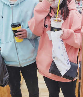 브랜디드라이프스타일코리아 행텐 헤리티지 후드집업 — 5점을 준 리뷰어가 2020년 11월 올린 사용 사진