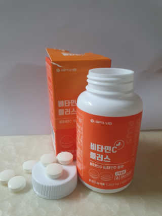 서울약사신협_비타민C플러스_1,200mg x 60정 — 4점을 준 리뷰어가 2020년 11월 올린 사용 사진