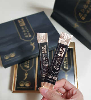 헬스업_천명진프리미엄홍삼스틱_10ml x 30포 — 5점을 준 리뷰어가 2020년 11월 올린 사용 사진